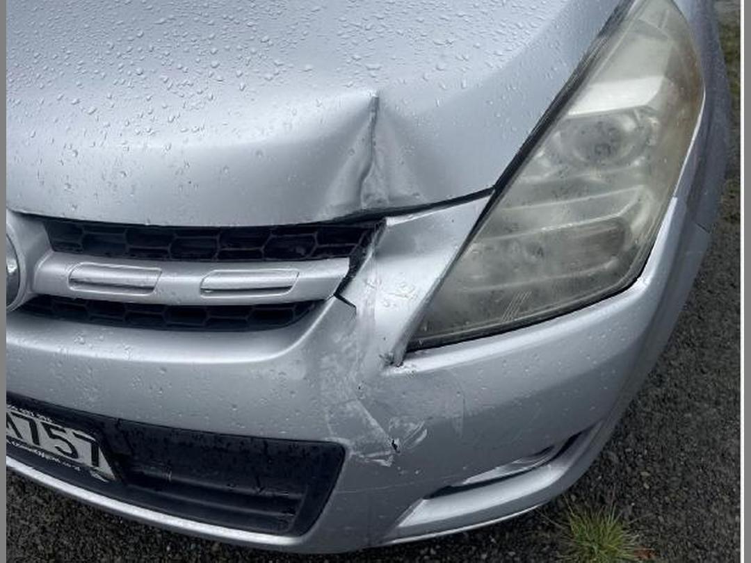 Photo '6' of Mazda MPV