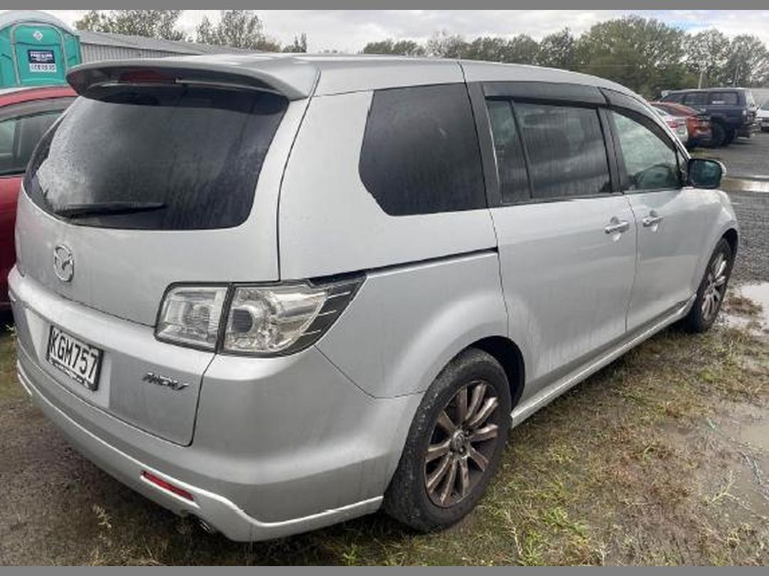 Photo '8' of Mazda MPV