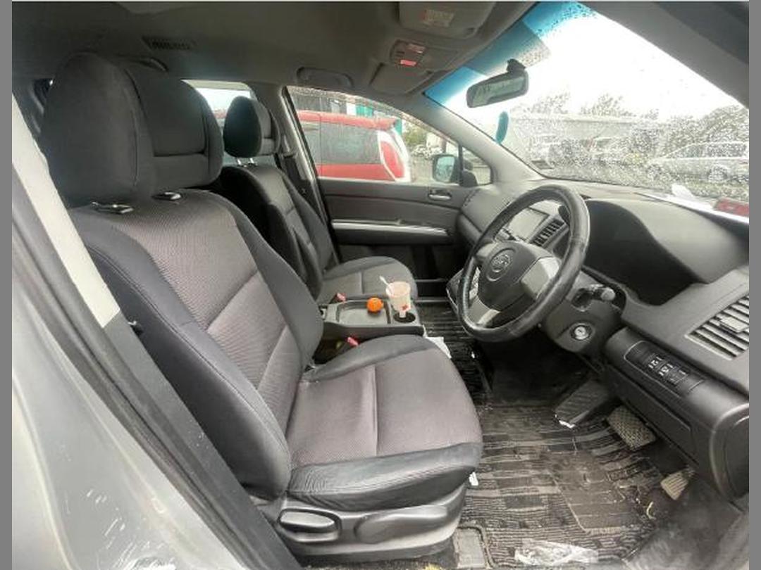 Photo '13' of Mazda MPV