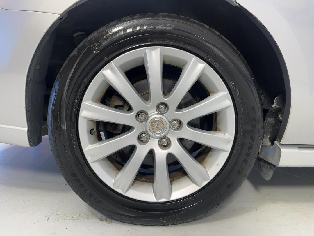 Photo '12' of Mazda MPV