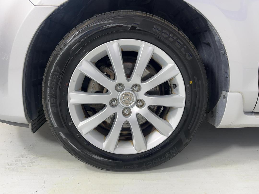 Photo '10' of Mazda MPV