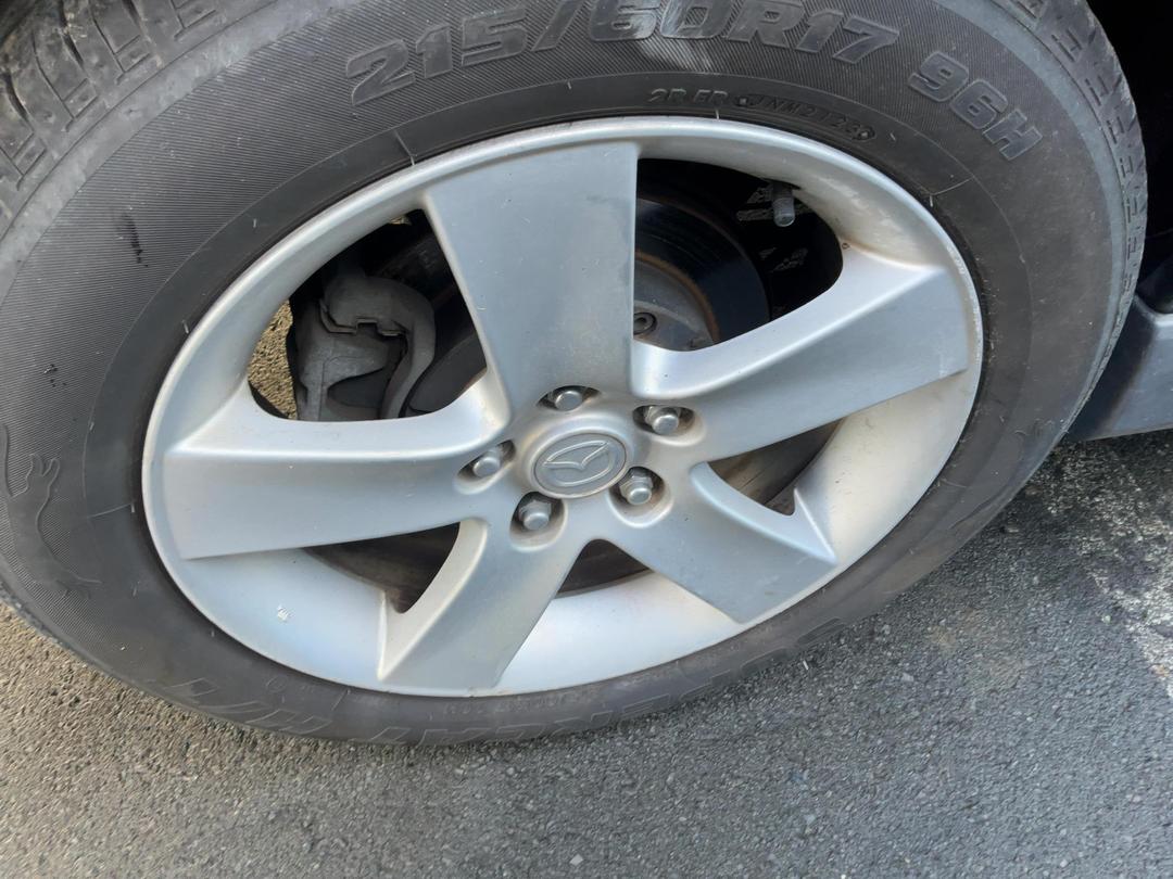 Photo '5' of Mazda MPV