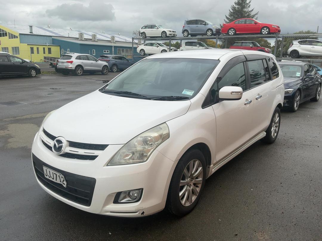 Photo '3' of Mazda MPV 23S