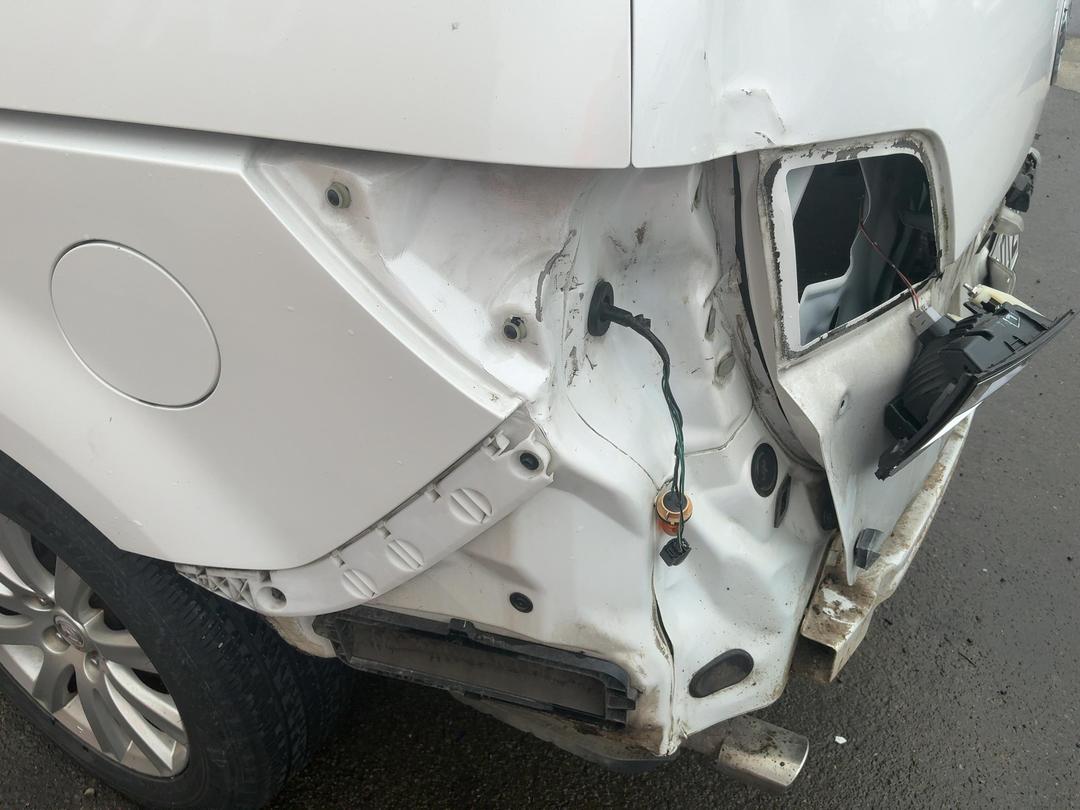 Photo '8' of Mazda MPV 23S