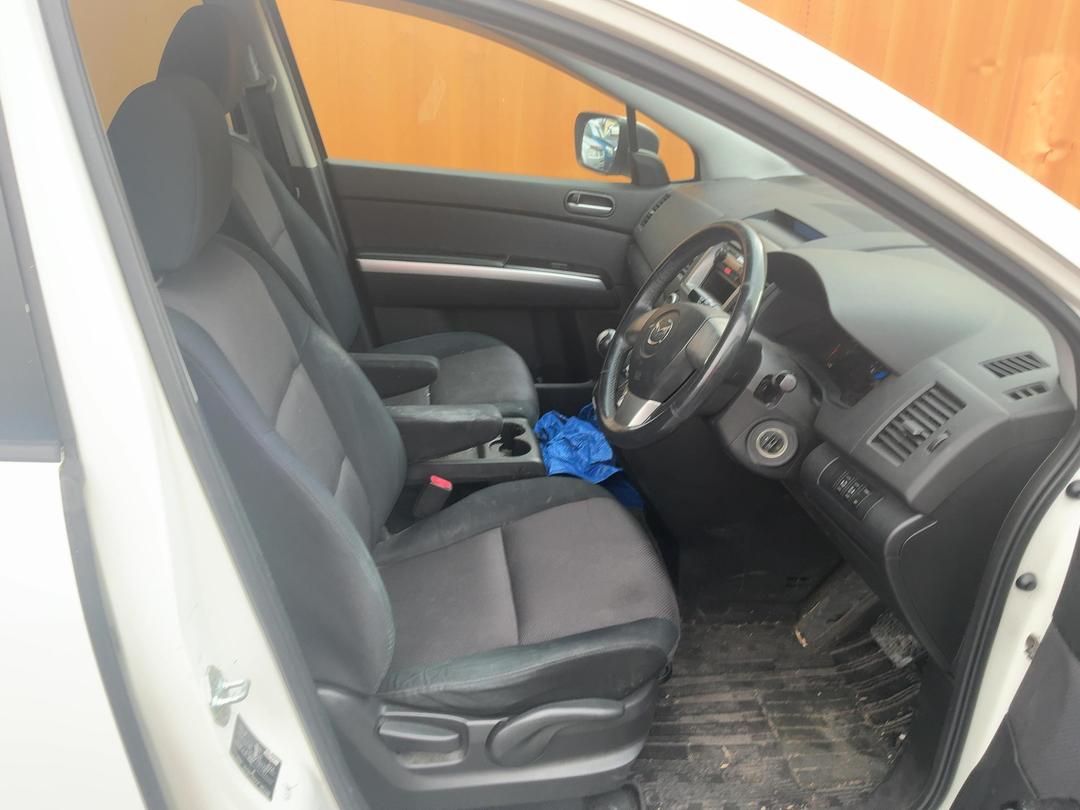 Photo '15' of Mazda MPV 23S