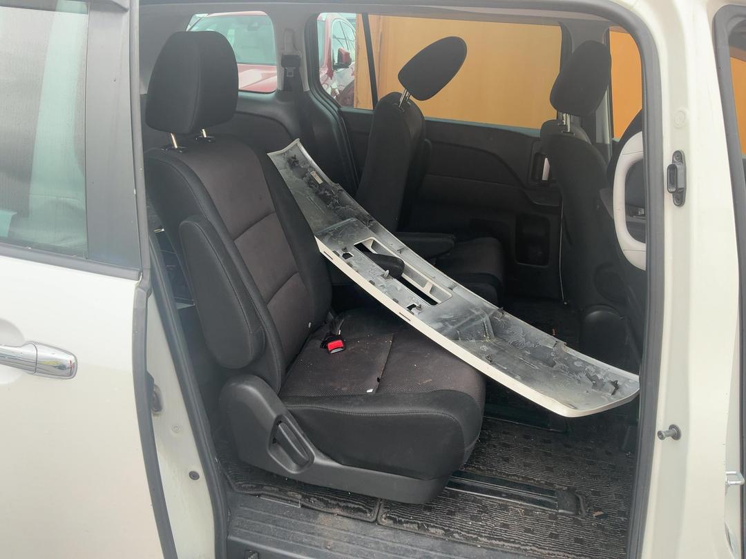 Photo '16' of Mazda MPV 23S