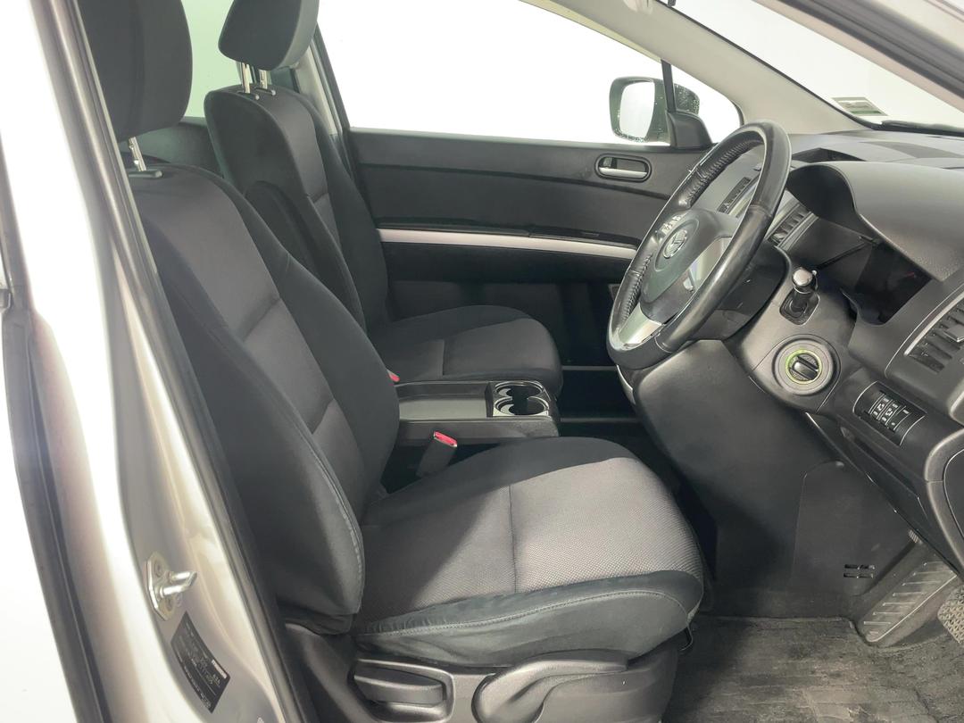 Photo '16' of Mazda MPV