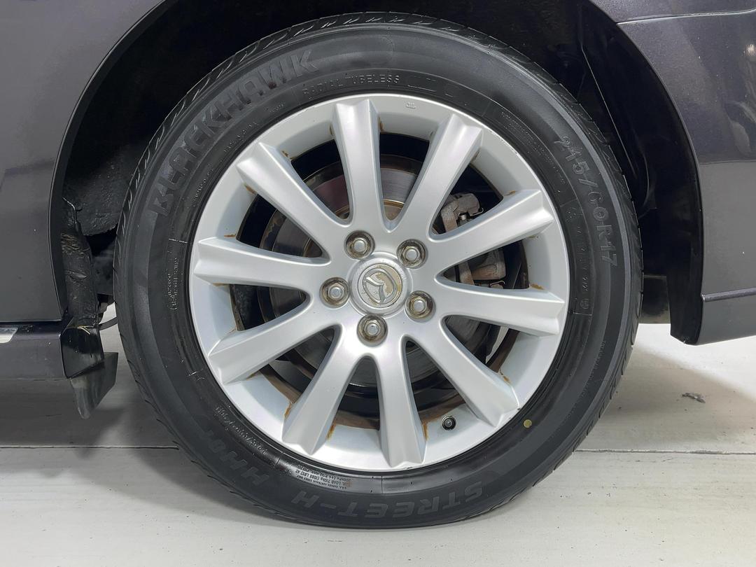 Photo '11' of Mazda MPV