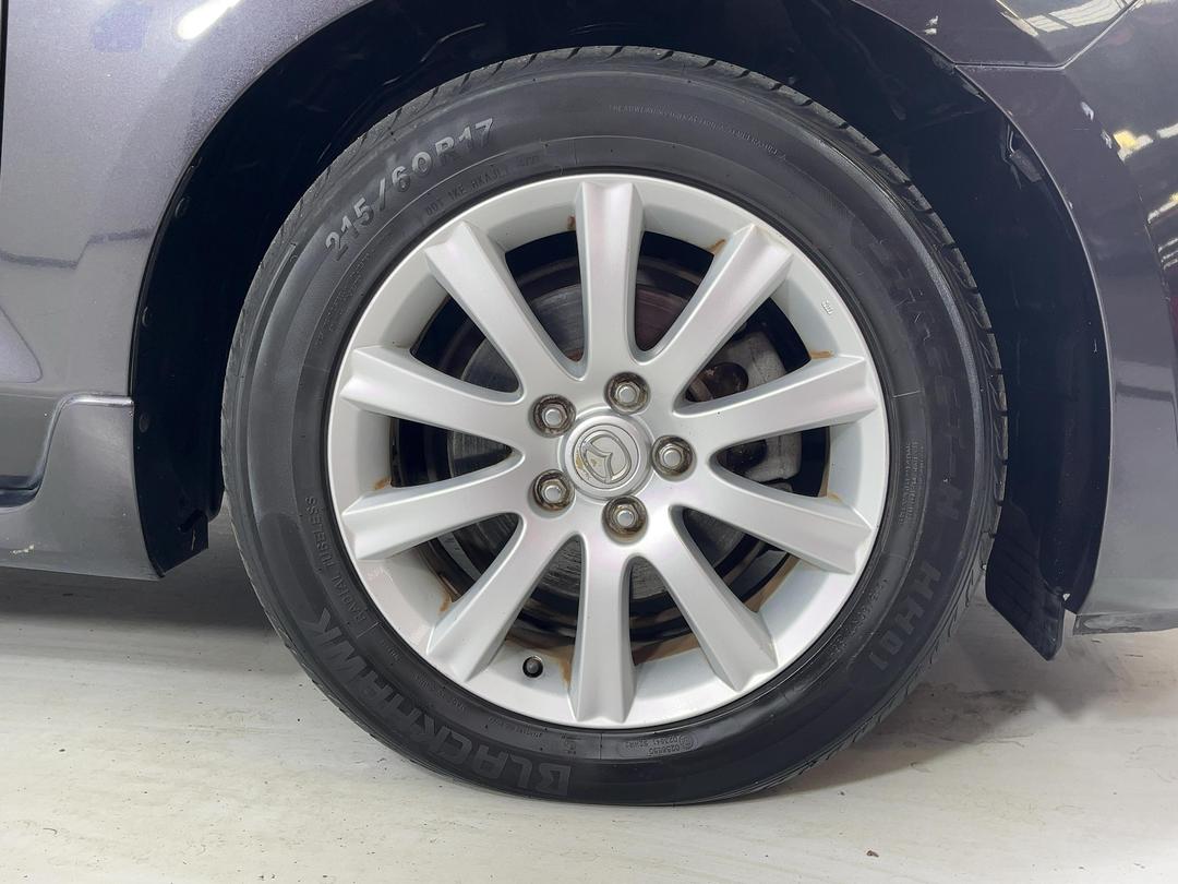 Photo '9' of Mazda MPV