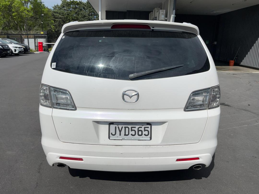 Photo '5' of Mazda MPV Photo '5' of Mazda MPV