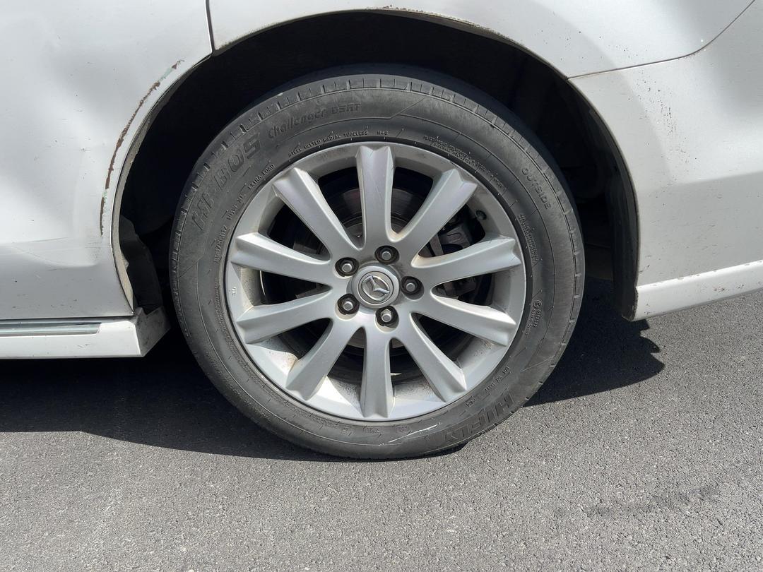 Photo '9' of Mazda MPV Photo '9' of Mazda MPV