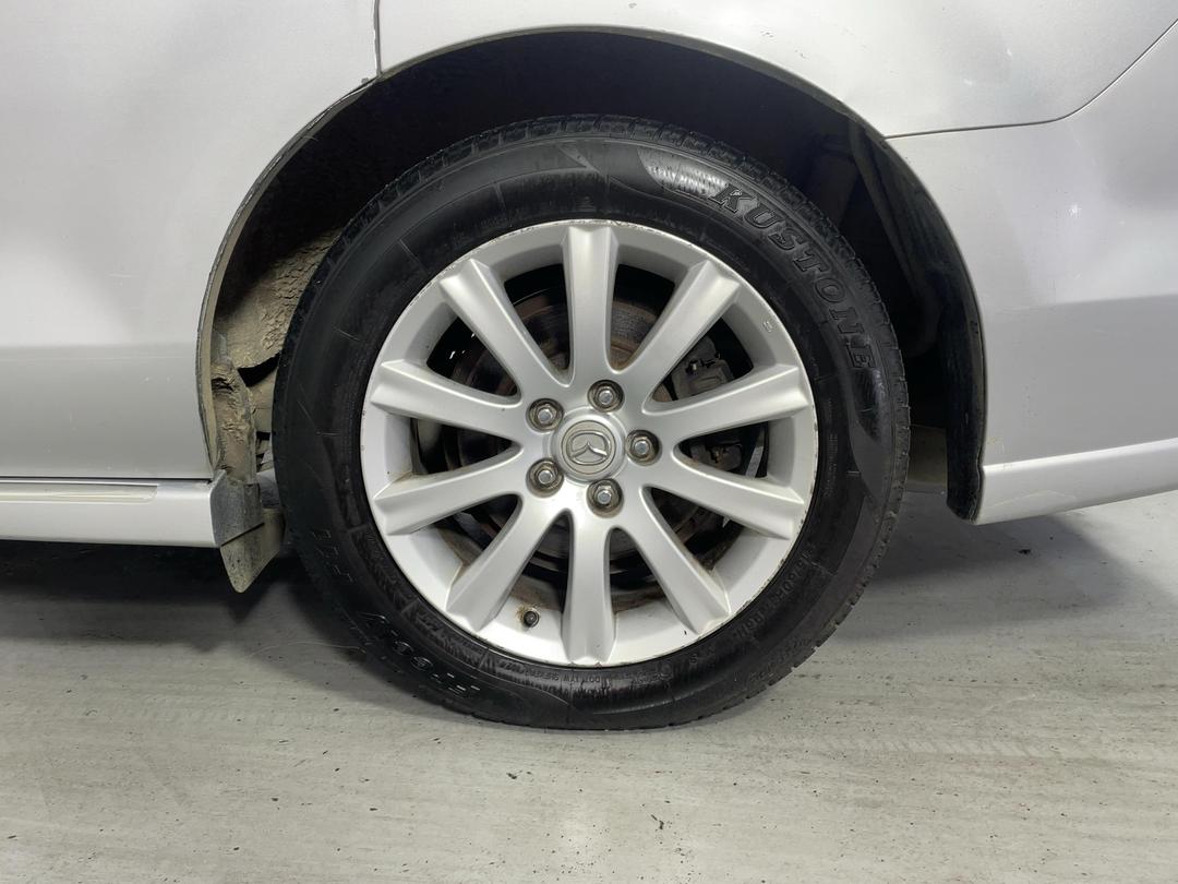 Photo '11' of Mazda MPV