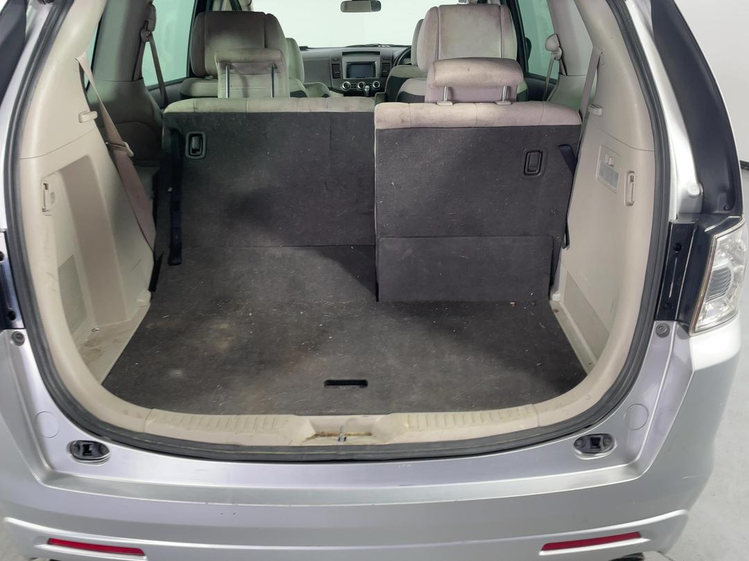 Photo '14' of Mazda MPV