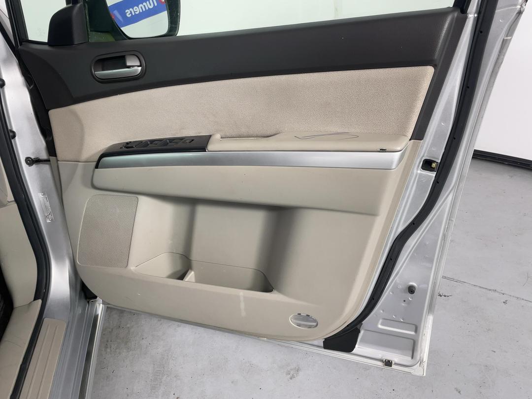 Photo '15' of Mazda MPV