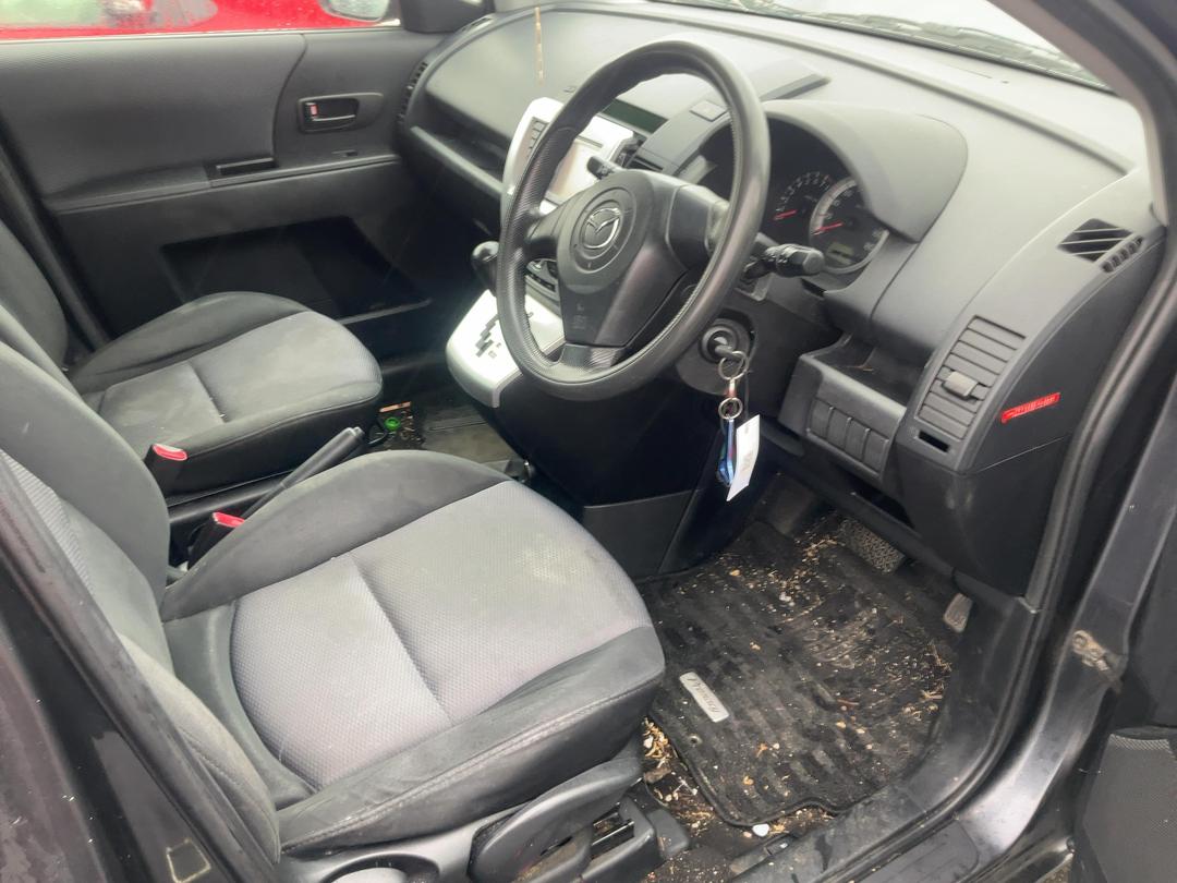 Photo '12' of Mazda Premacy