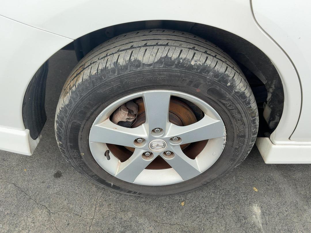 Photo '15' of Mazda Premacy