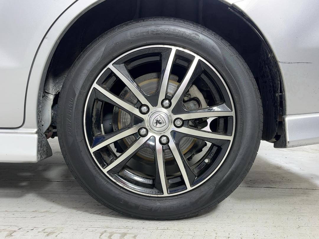 Photo '11' of Mazda Premacy