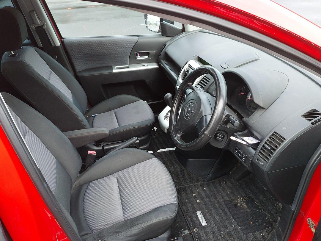 Photo '9' of Mazda Premacy Photo '9' of Mazda Premacy