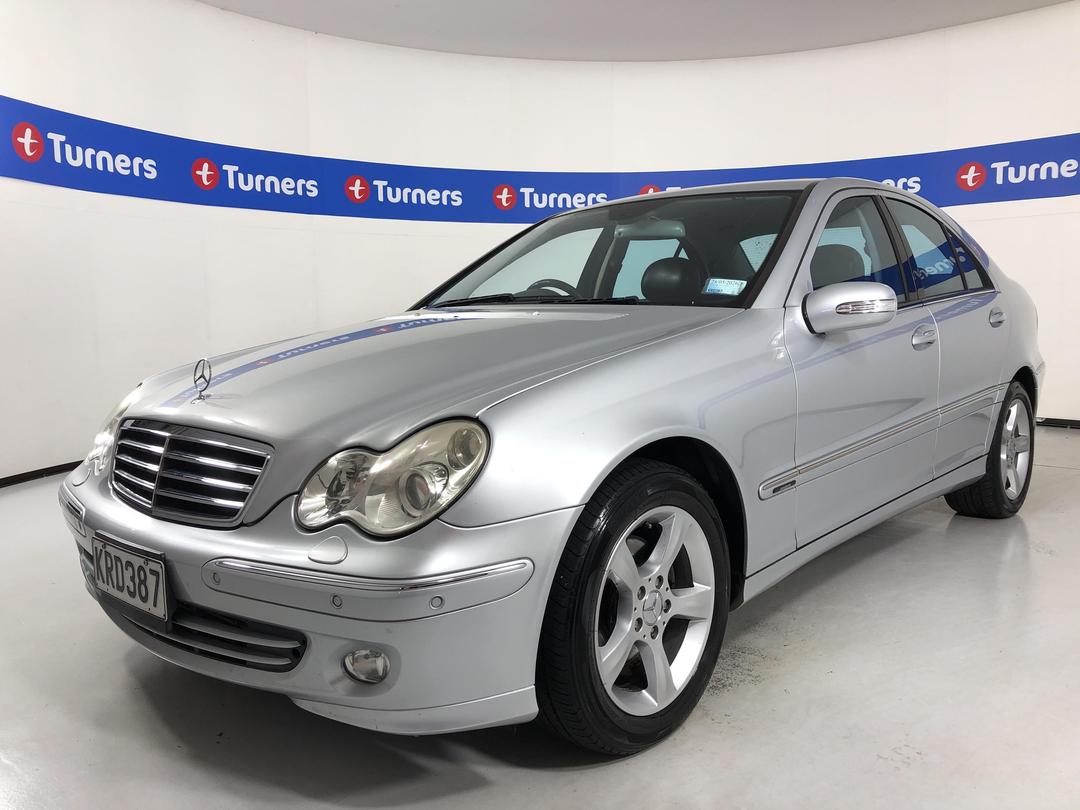 Photo '4' of Mercedes-Benz C180