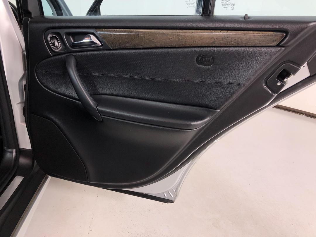 Photo '19' of Mercedes-Benz C180