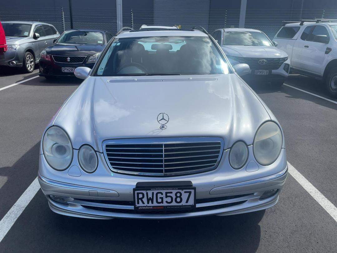 Photo '2' of Mercedes-Benz E350 Station Wagon Photo '2' of Mercedes-Benz E350 Station Wagon