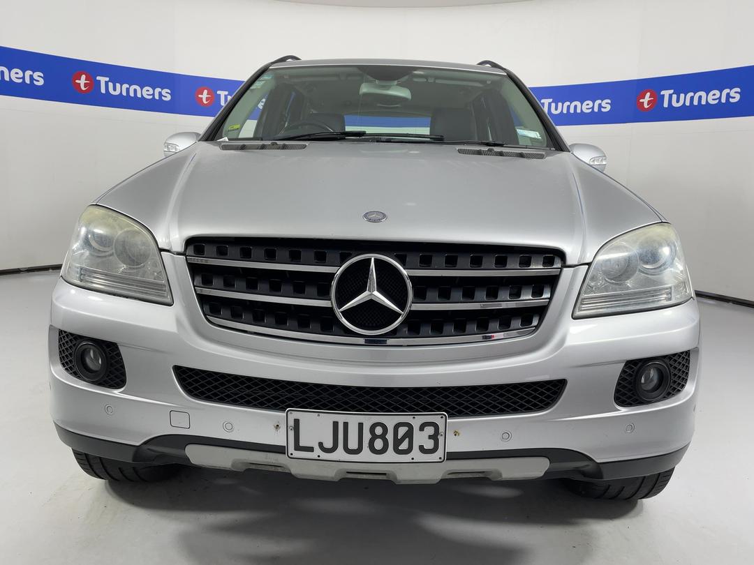Photo '2' of Mercedes-Benz M-Class