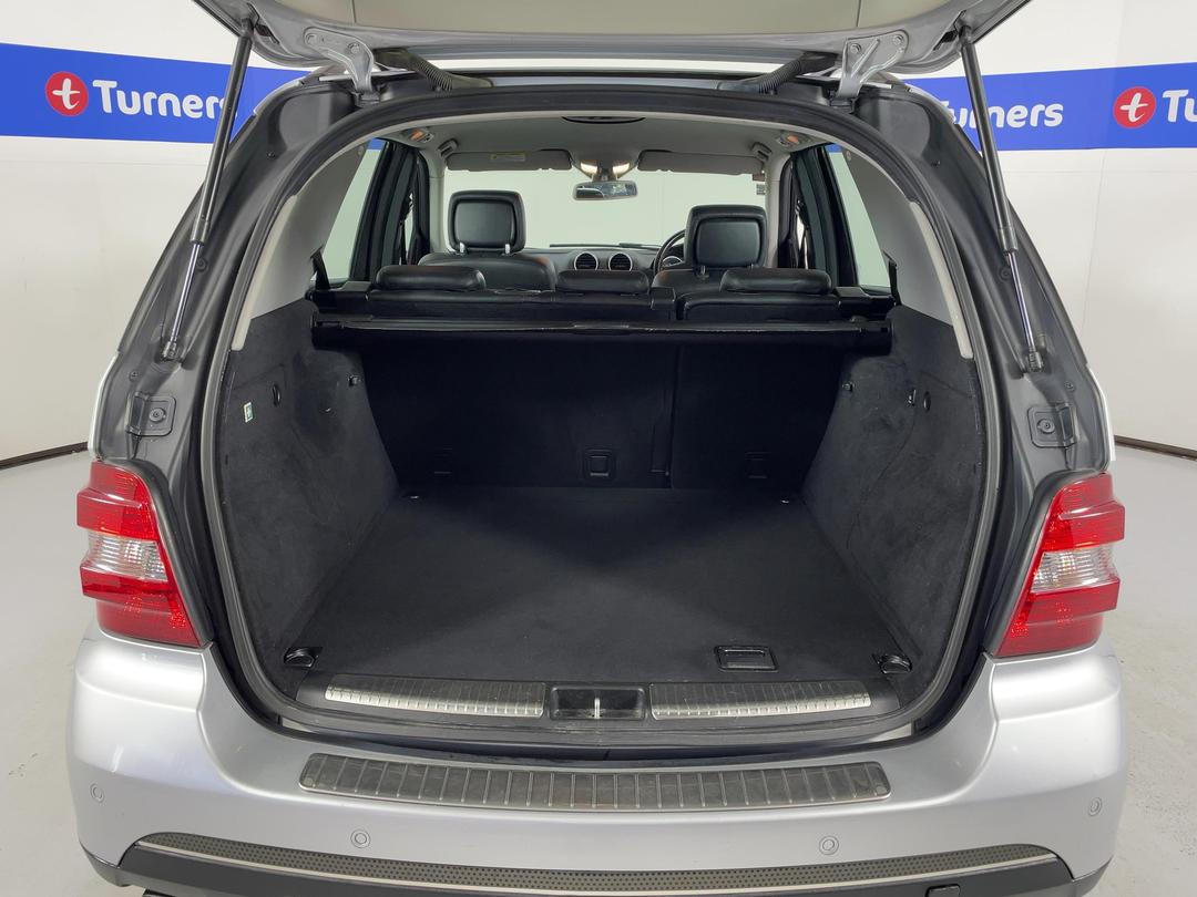 Photo '14' of Mercedes-Benz M-Class