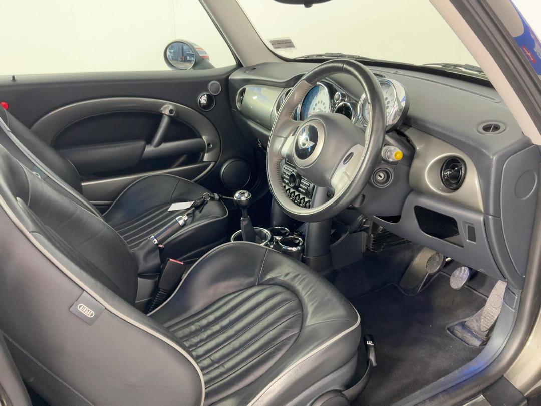 Photo '16' of Mini Cooper
