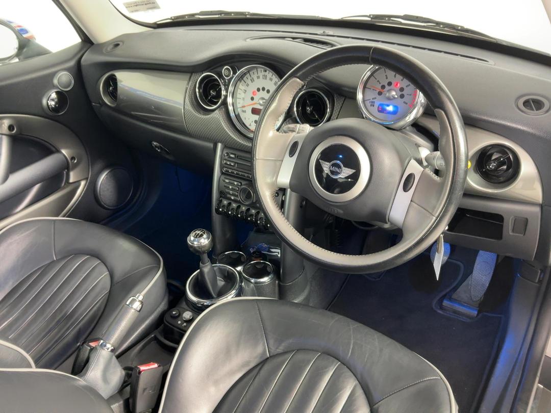 Photo '17' of Mini Cooper