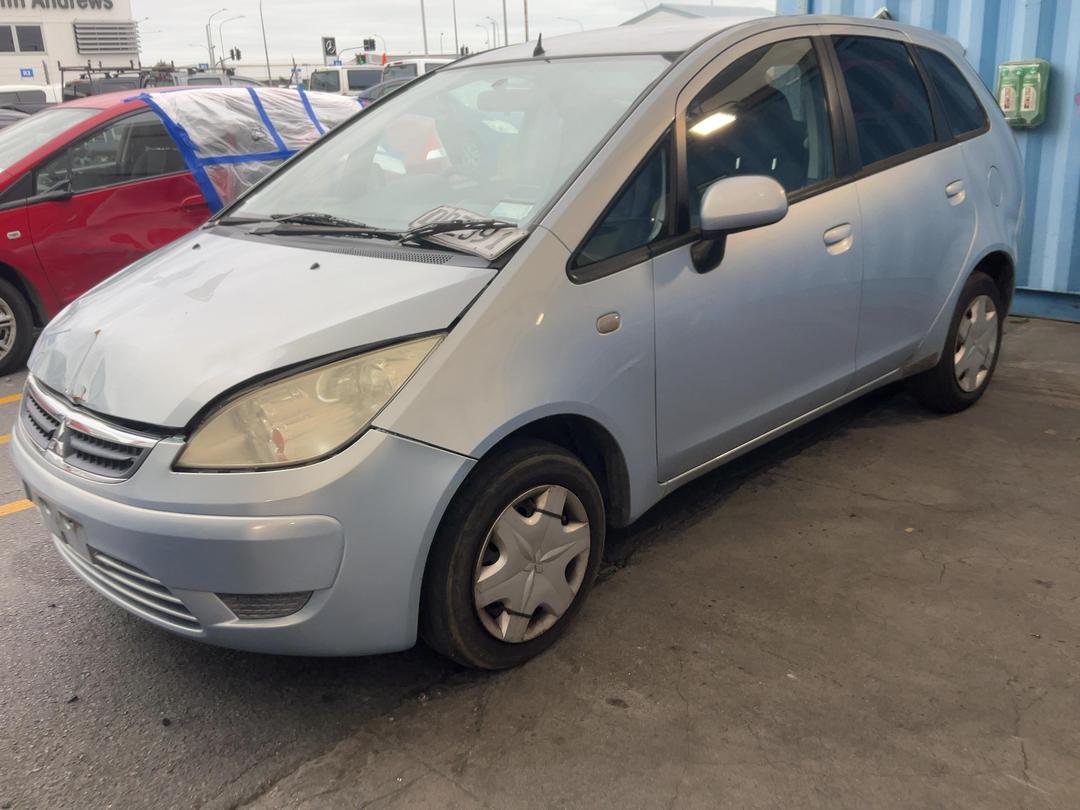 Photo '3' of Mitsubishi Colt Photo '3' of Mitsubishi Colt