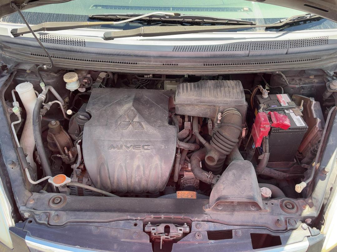 Photo '11' of Mitsubishi Colt Photo '11' of Mitsubishi Colt