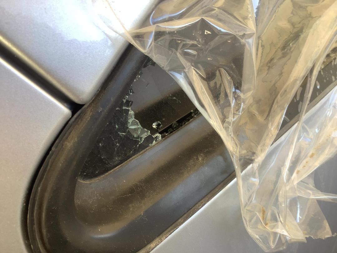 Photo '3' of Mitsubishi Colt Plus LS