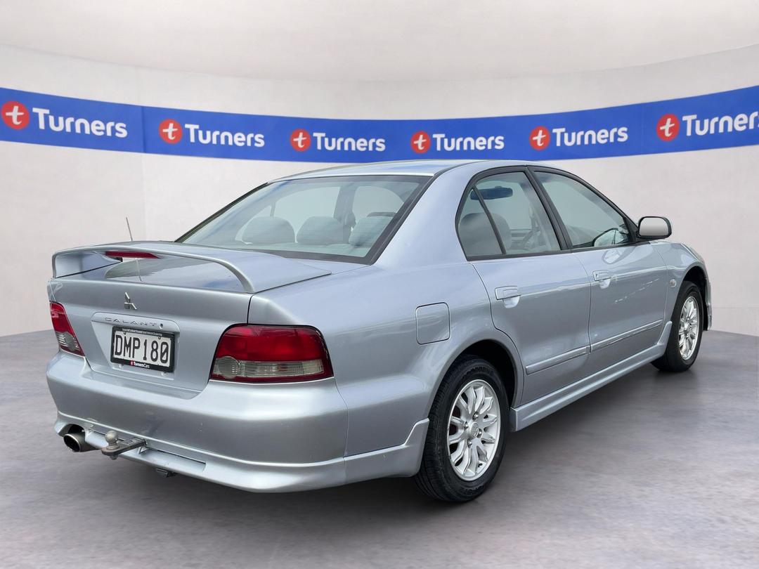Photo '7' of Mitsubishi Galant