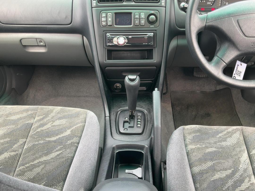 Photo '18' of Mitsubishi Galant
