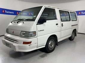 Photo '4' of Mitsubishi L300