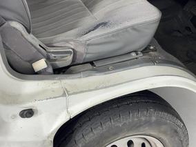 Photo '28' of Mitsubishi L300