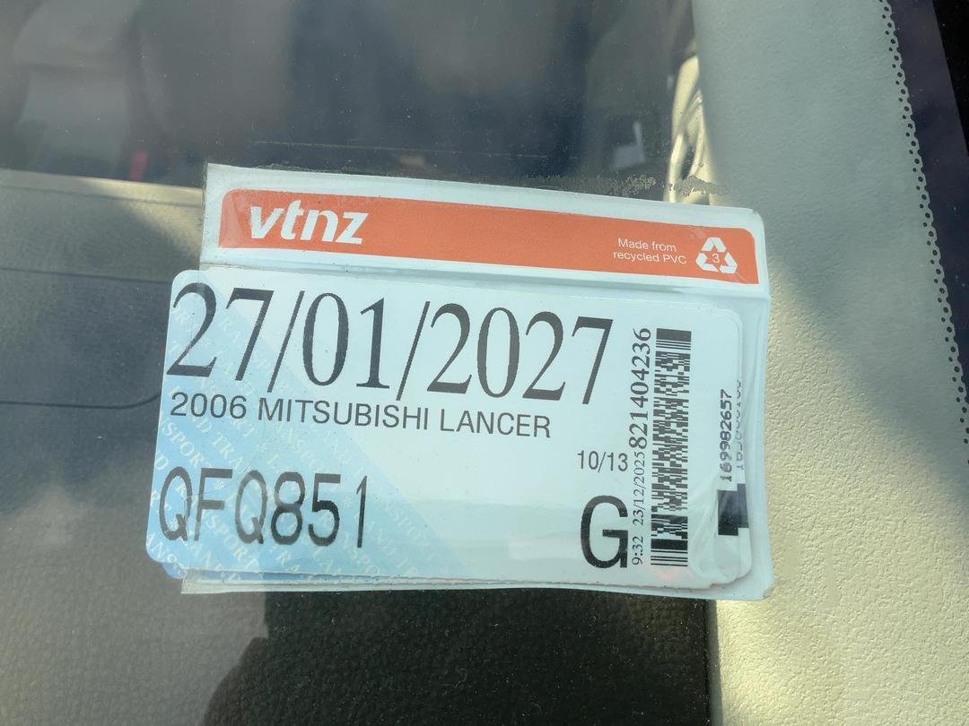 Photo '17' of Mitsubishi Lancer Photo '17' of Mitsubishi Lancer