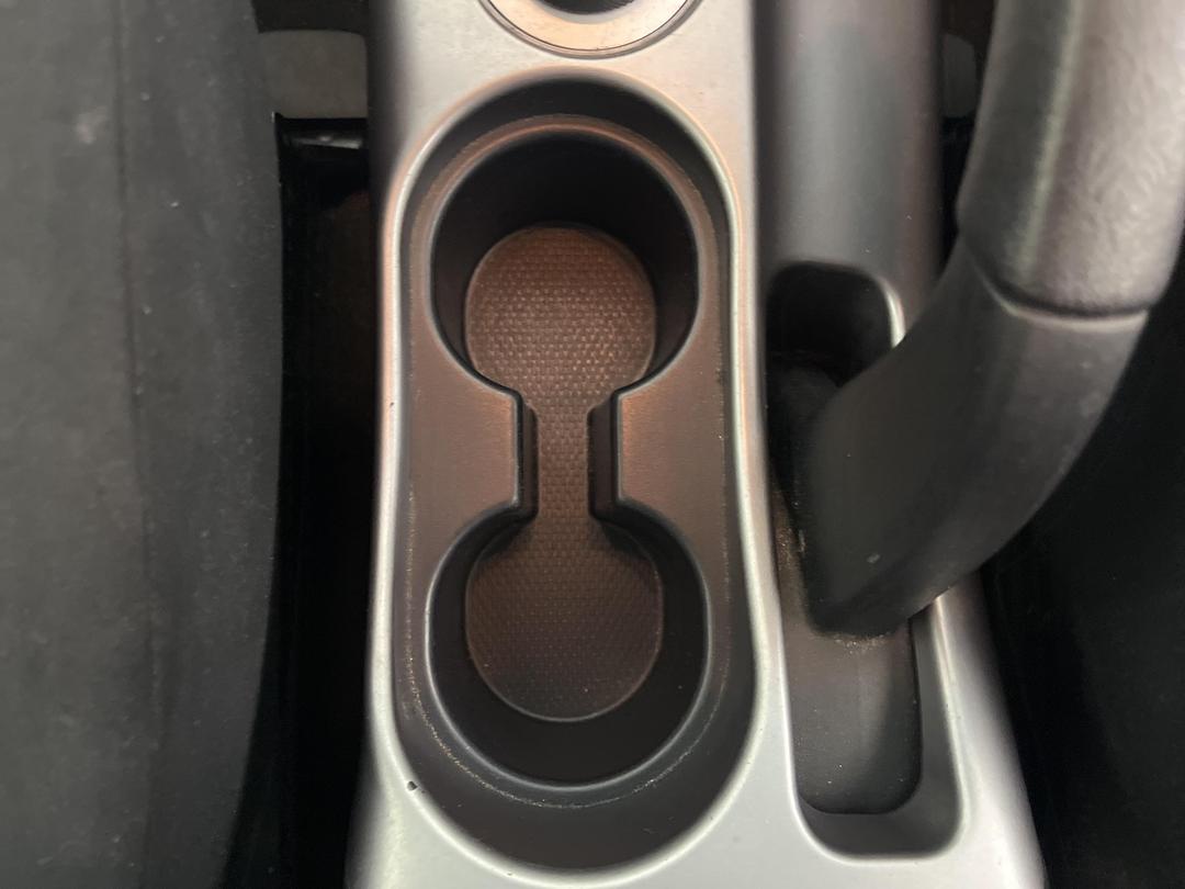 Photo '23' of Mitsubishi Outlander