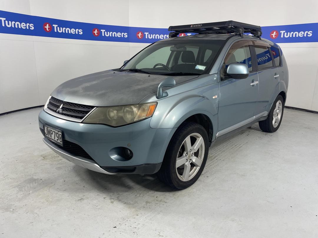 Photo '4' of Mitsubishi Outlander