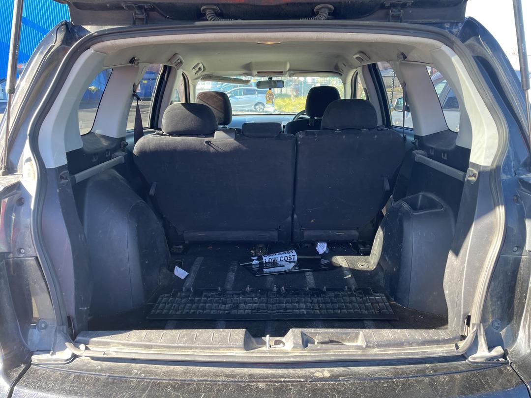 Photo '12' of Mitsubishi Outlander