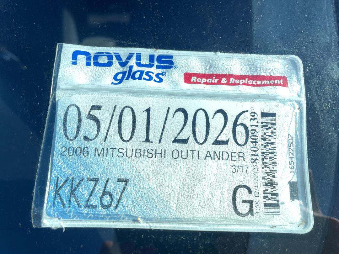 Photo '21' of Mitsubishi Outlander