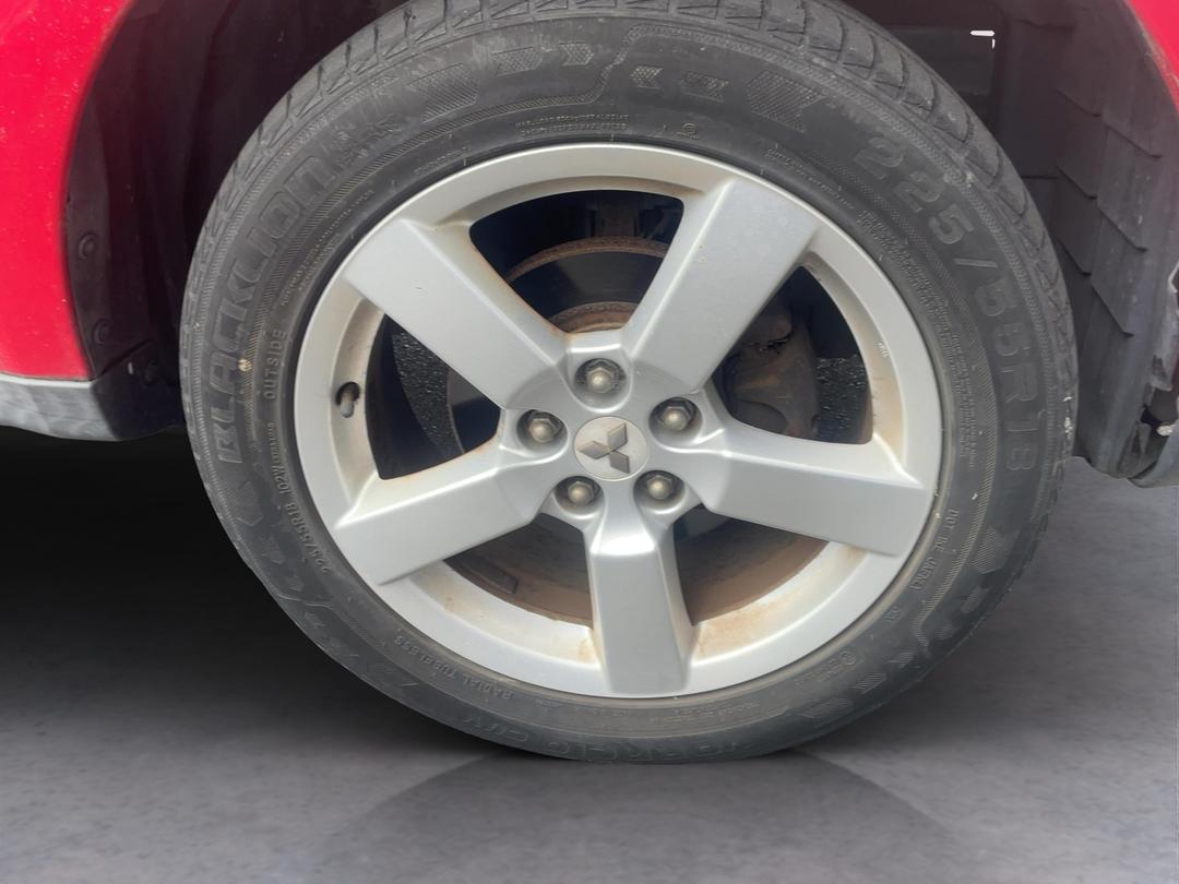 Photo '7' of Mitsubishi Outlander Photo '7' of Mitsubishi Outlander