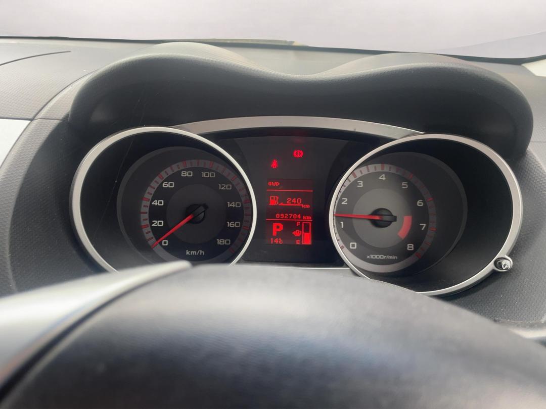 Photo '19' of Mitsubishi Outlander Photo '19' of Mitsubishi Outlander