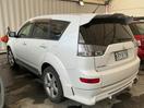 Thumbnail '5' of Mitsubishi Outlander