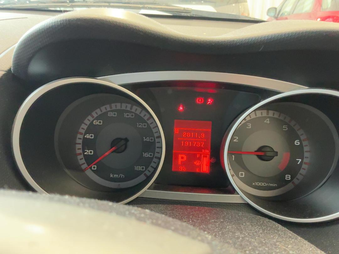 Photo '19' of Mitsubishi Outlander Photo '19' of Mitsubishi Outlander