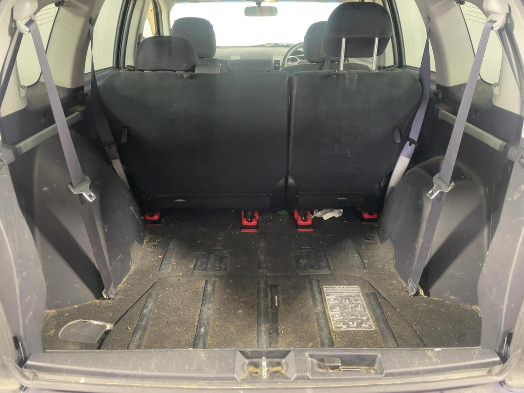 Photo '14' of Mitsubishi Outlander