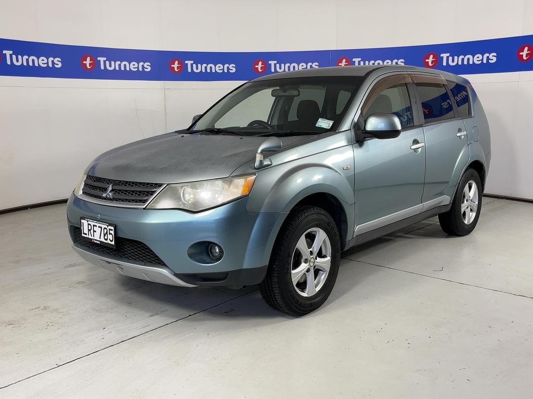 Photo '4' of Mitsubishi Outlander