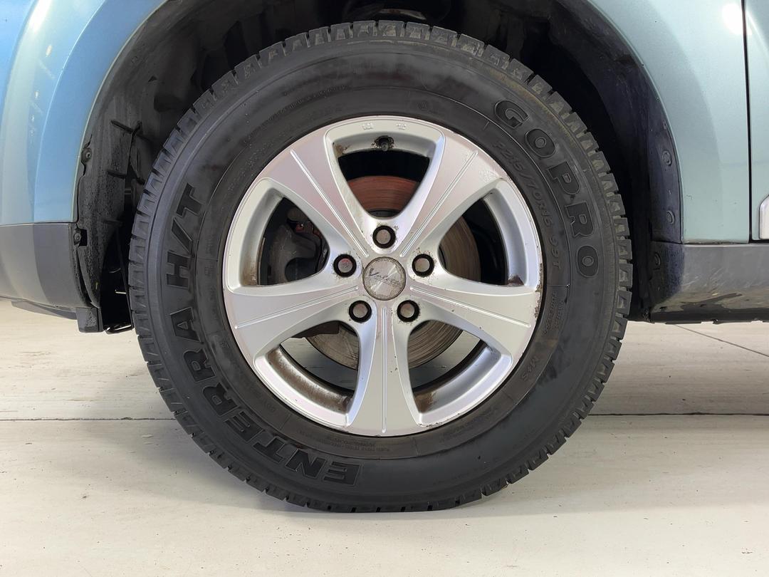 Photo '10' of Mitsubishi Outlander