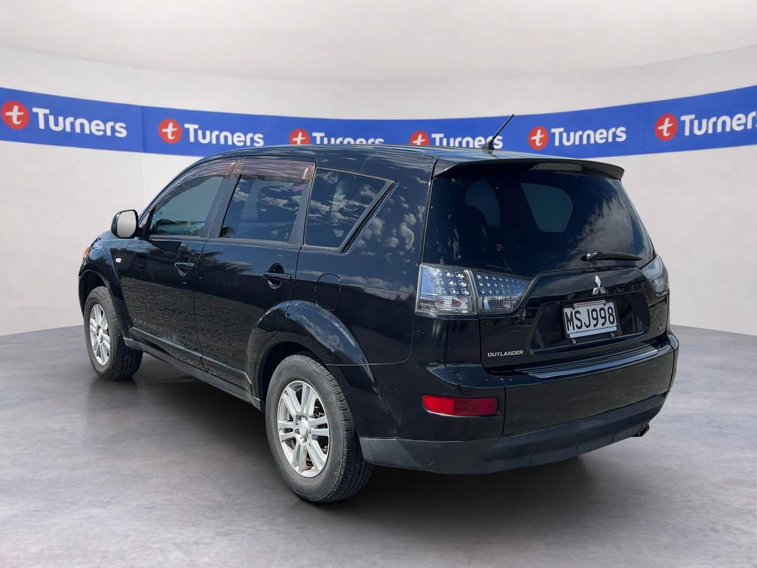 Photo '4' of Mitsubishi Outlander Photo '4' of Mitsubishi Outlander