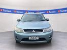 Thumbnail '2' of Mitsubishi Outlander
